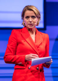 Moderatorin Astrid Frohloff